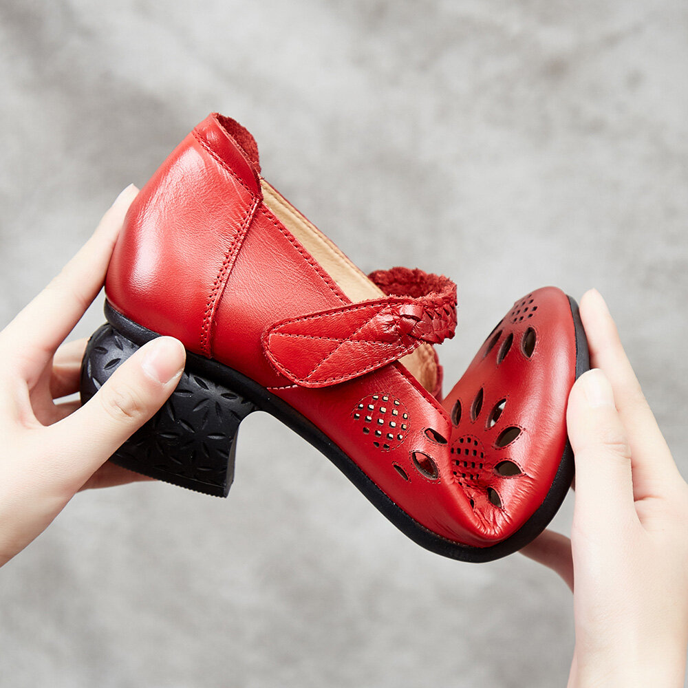 
	SOCOFY Leather Cutout Floral Braided Adjustable Ankle Strap Chunky Heel D’orsay Pumps