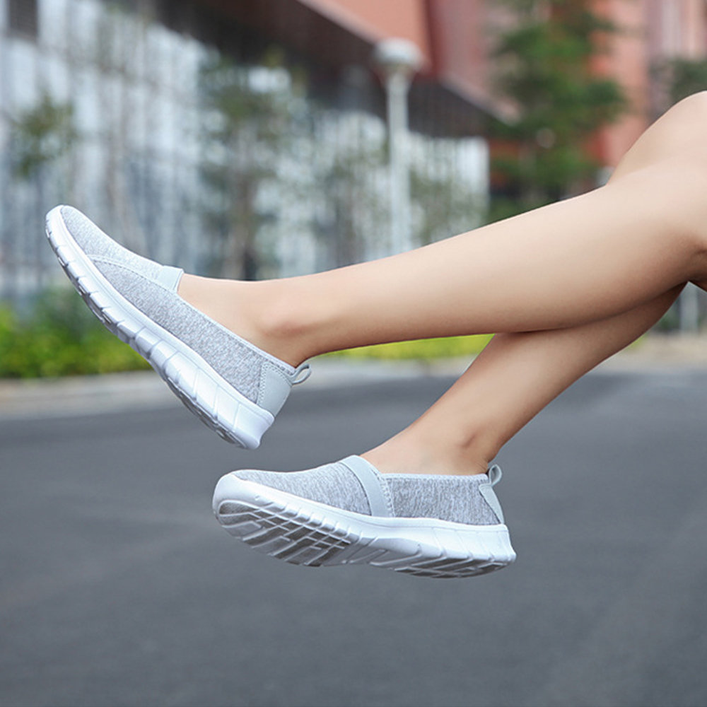 
	Elastic Band Large Size Walking Breathable Flat Casual Shoes