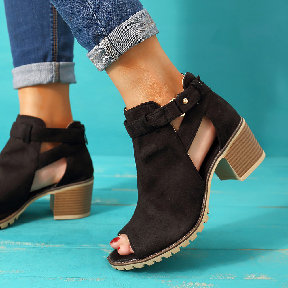 
	Chunky Heel Peep Toe Sandals