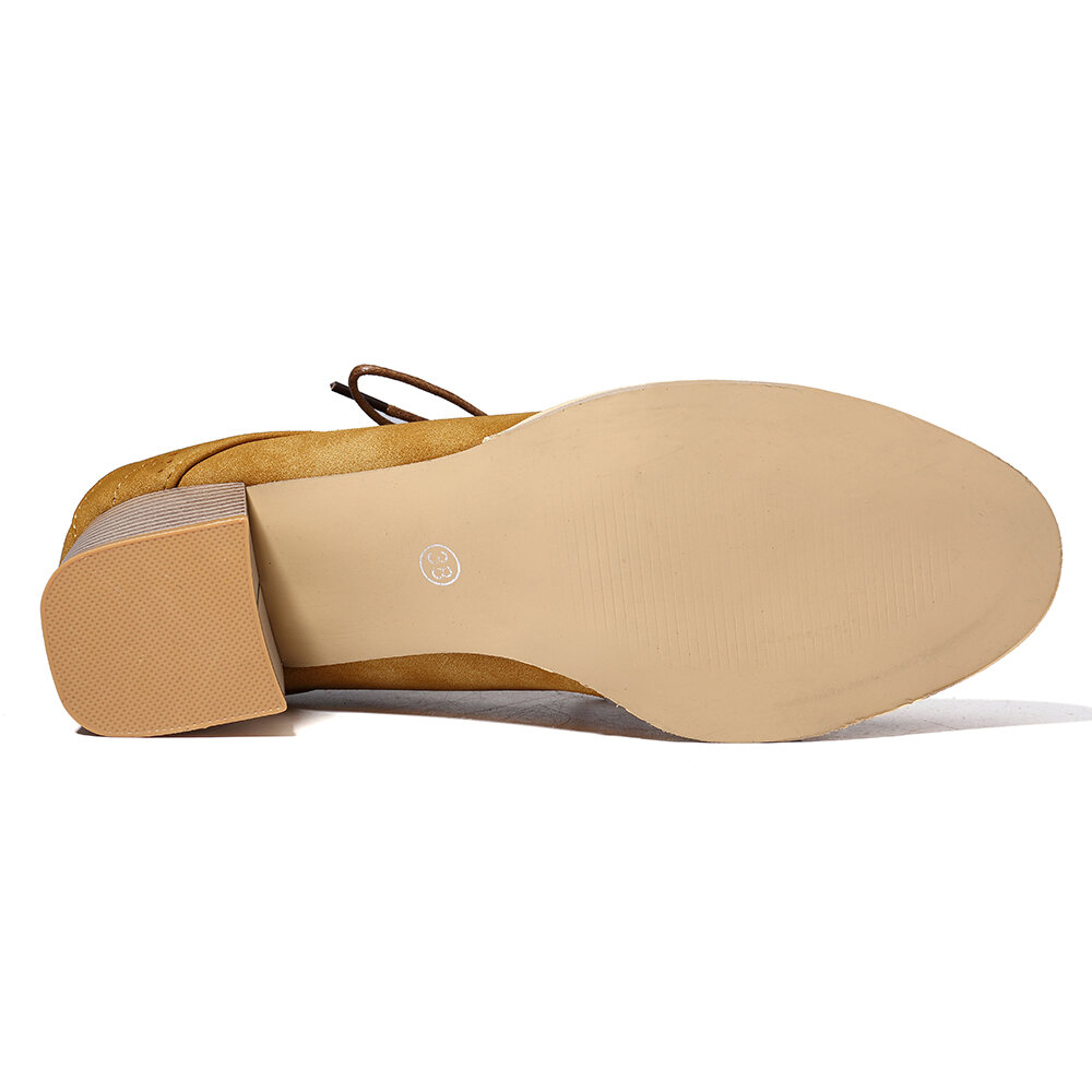 
	Women Brogue Carved Chunky Heel Shoes