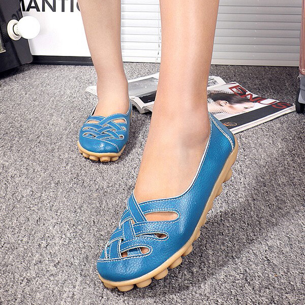 
	Big Size Soft Breathable Comfy Slip On Hollow Out Flat Shoes