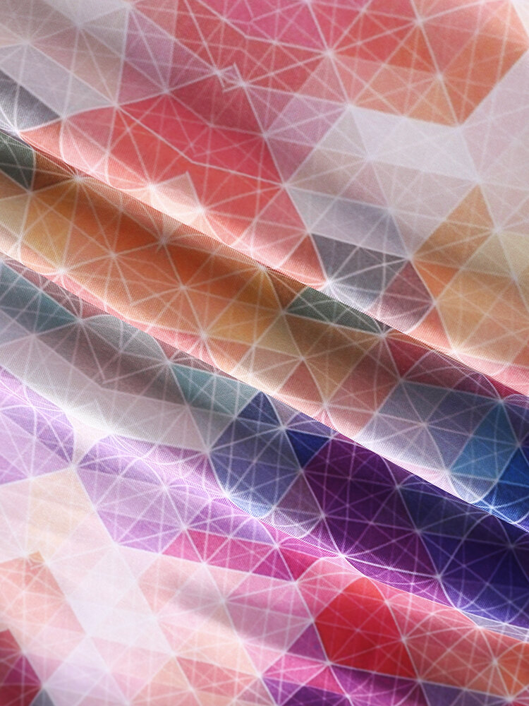 
	Plus Size Colorful Geometric Patterns Sleeveless One Piece Swimsuits