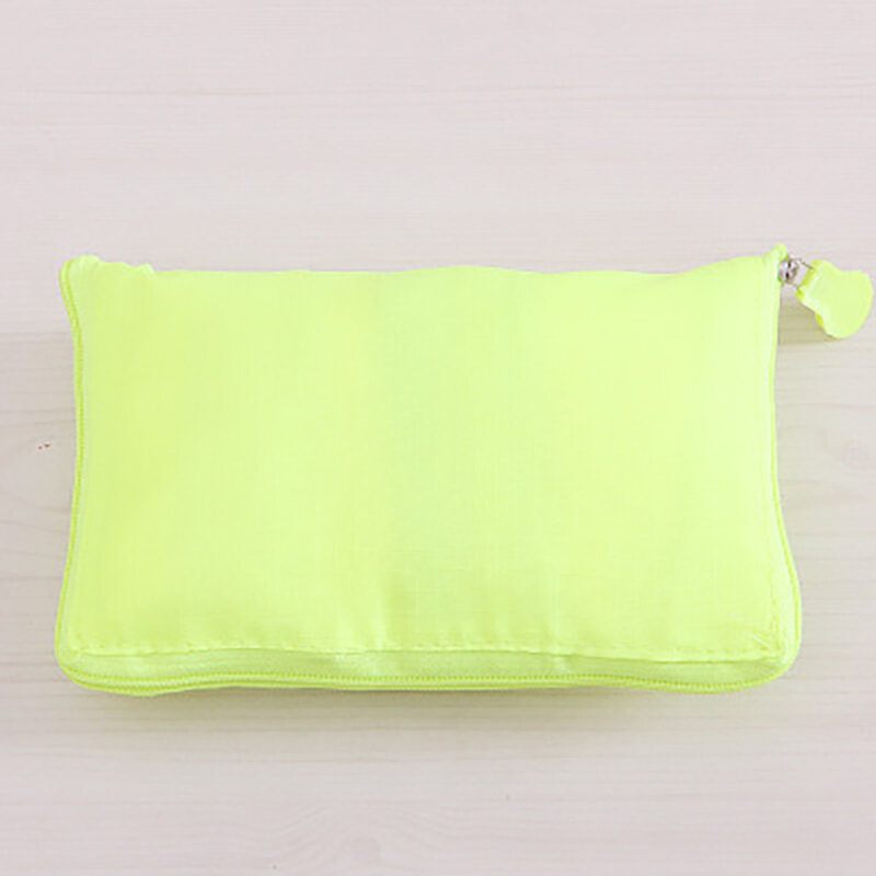 
	Foldable High-Capacity Shoulder Bag Collapsible Waterproof Travel Storage Bag