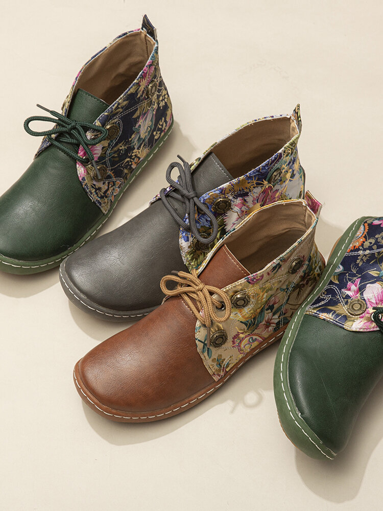 
	LOSTISY Flowers Pattern Splicing Solid Color Round Toe Comfy Lace-up Flat Ankle Boots